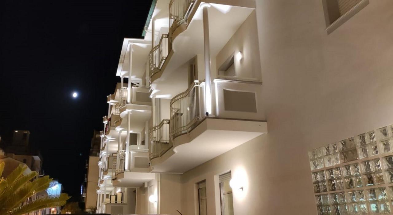Hotel Des Bains Католика Екстериор снимка