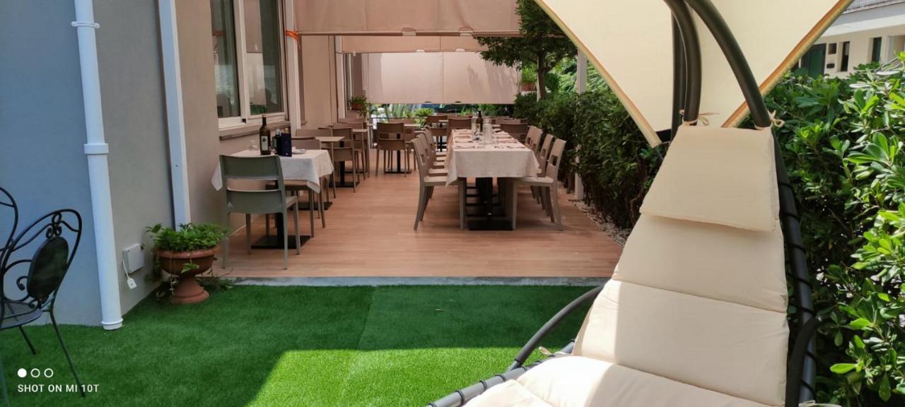 Hotel Des Bains Католика Екстериор снимка