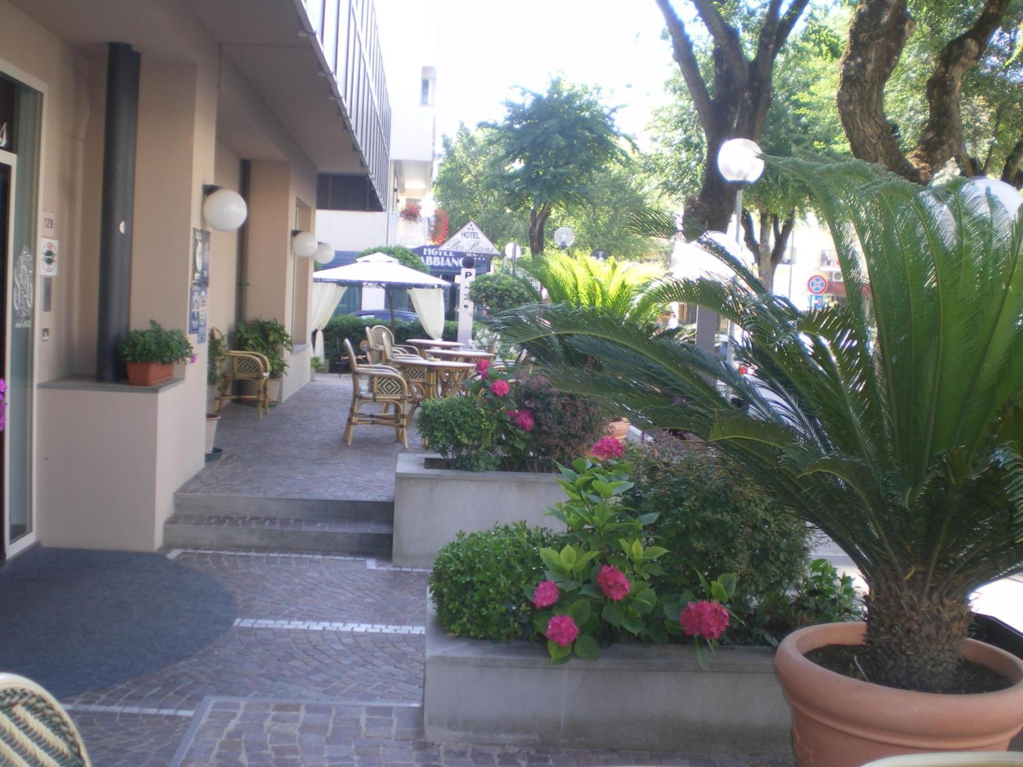 Hotel Des Bains Католика Екстериор снимка