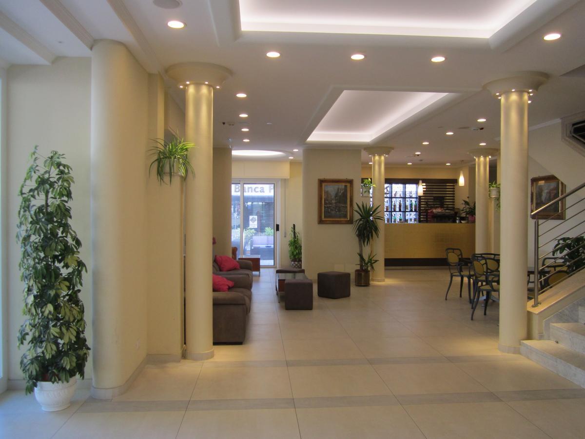 Hotel Des Bains Католика Екстериор снимка