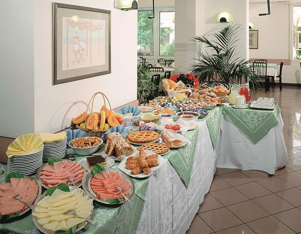 Hotel Des Bains Католика Екстериор снимка