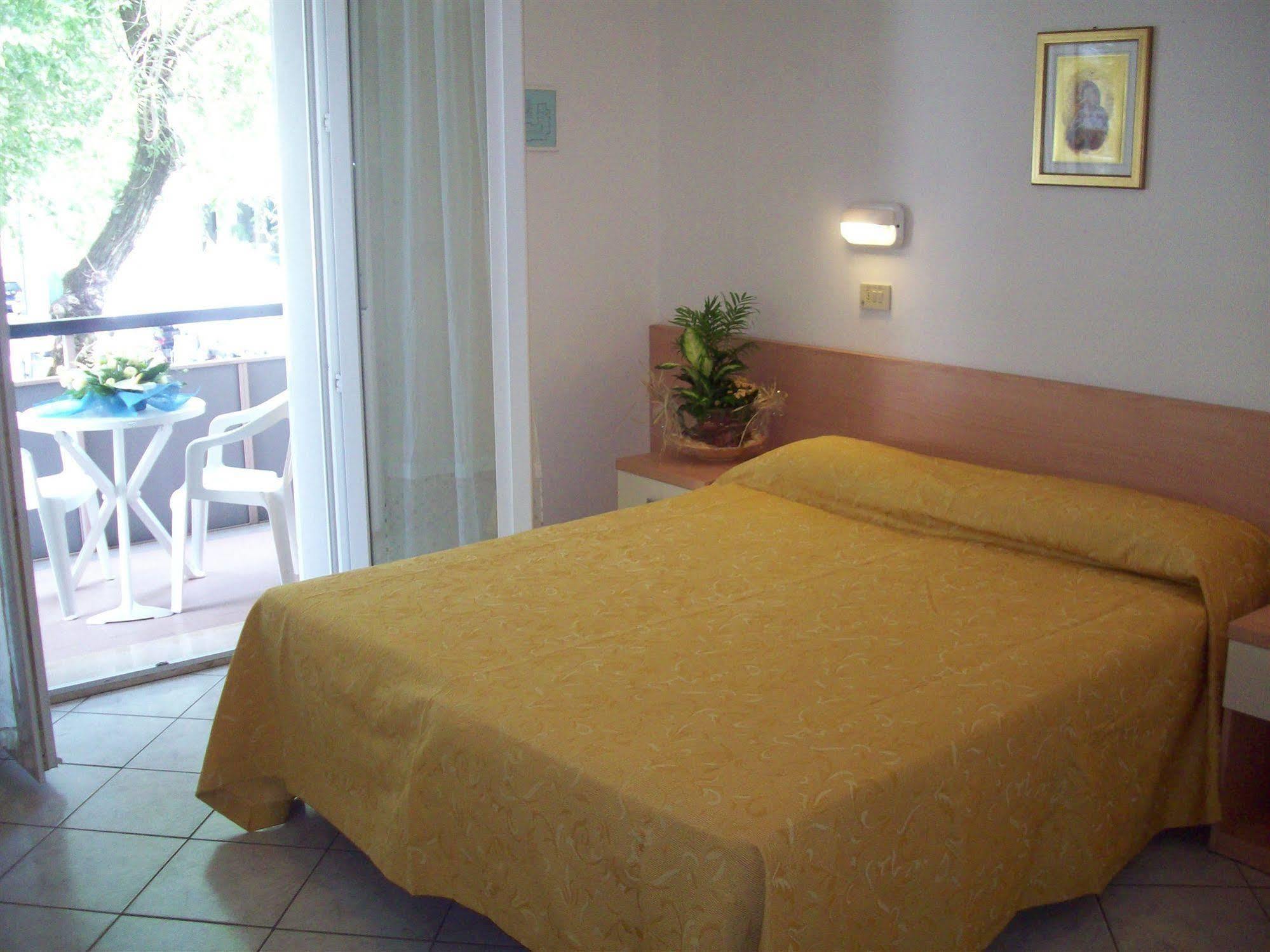 Hotel Des Bains Католика Екстериор снимка